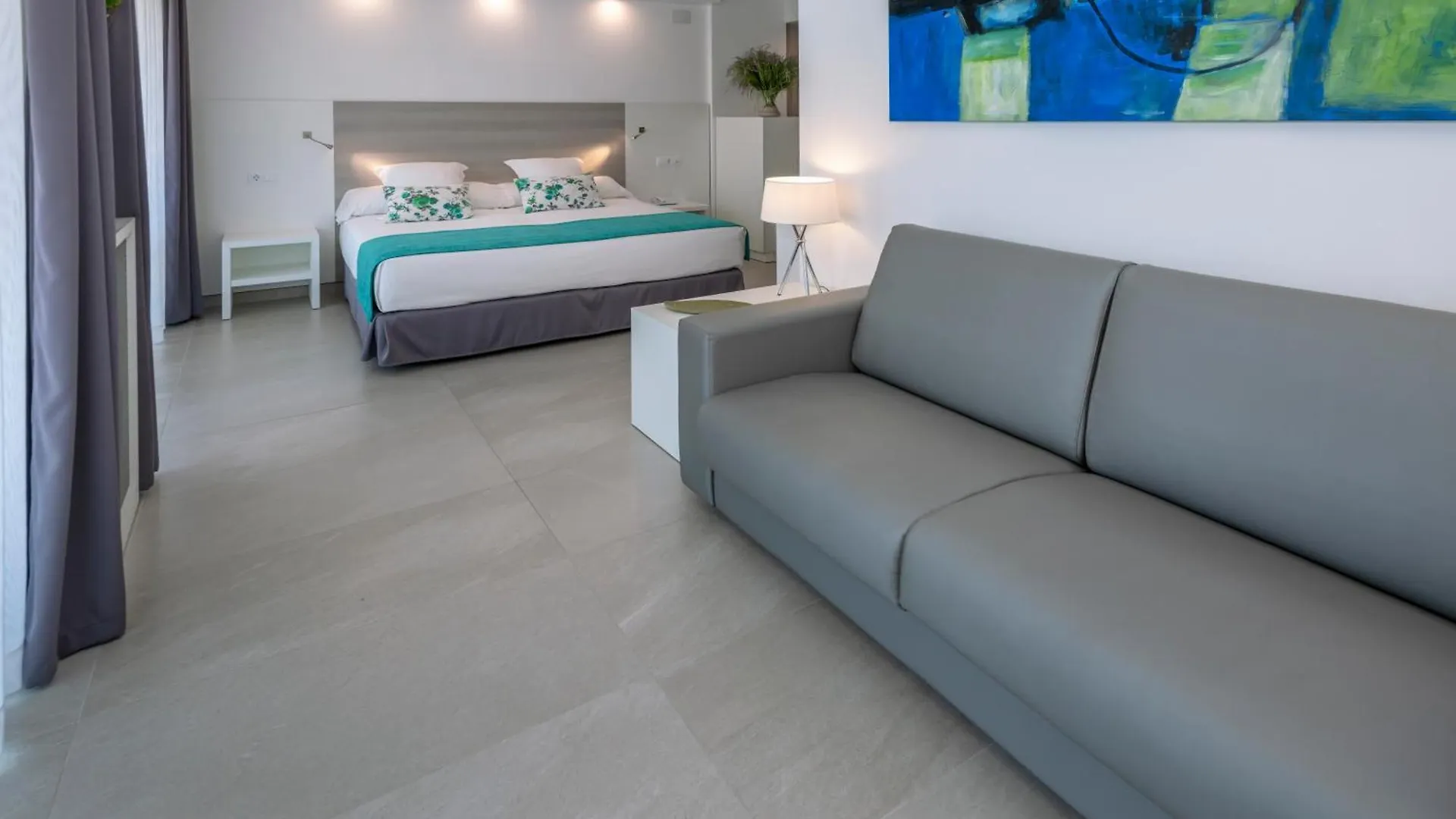 Hotel Olympus Palace Salou 4*,